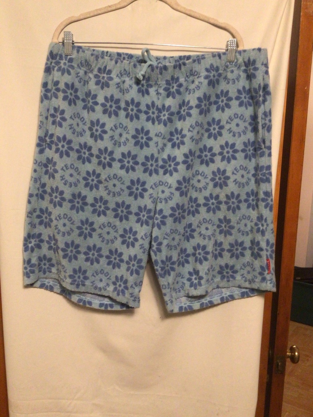 Teddy Fresh terry cloth 100% cotton floral print shorts SZ XL